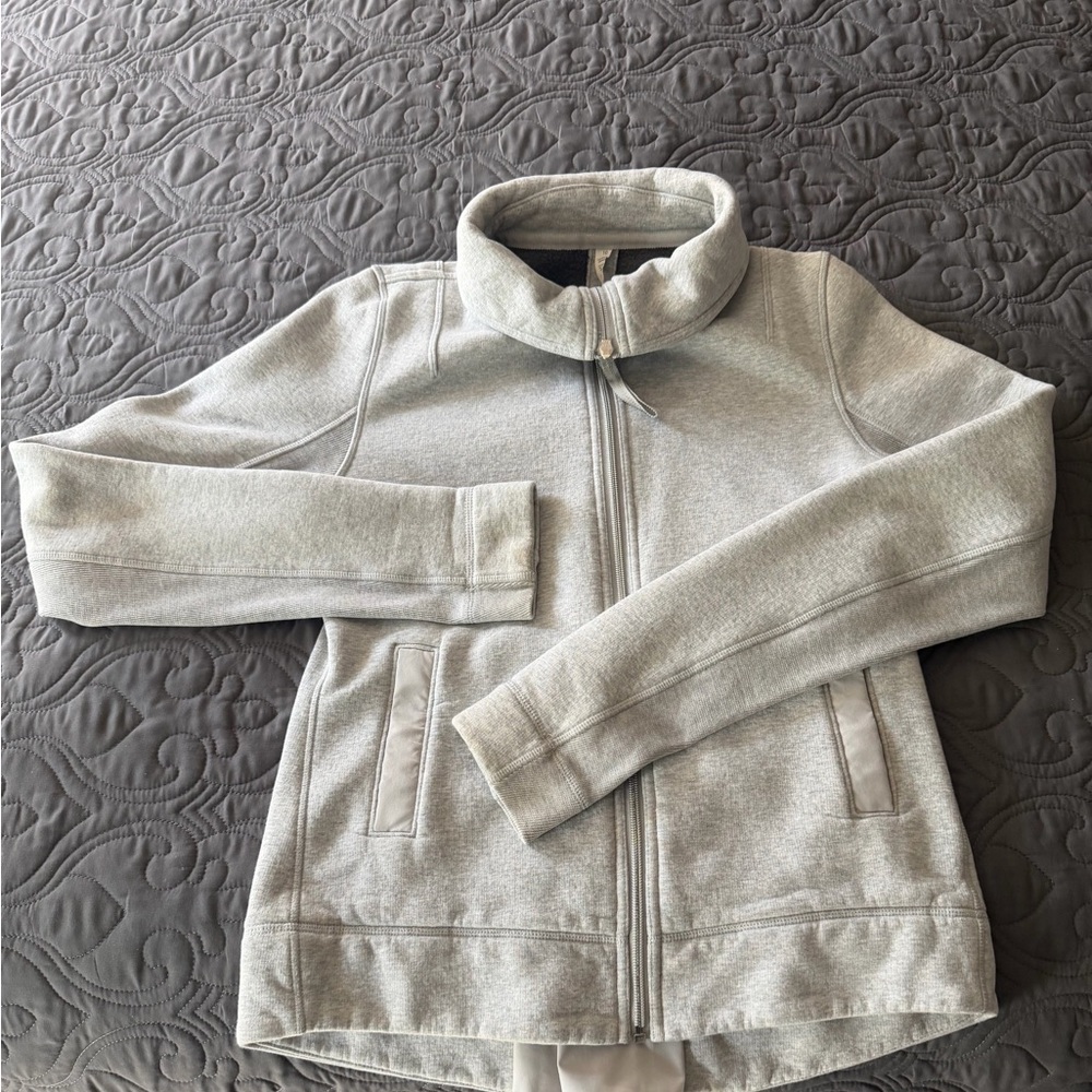 Gray Heather Zip-Up Jacket Lululemon with back zipper